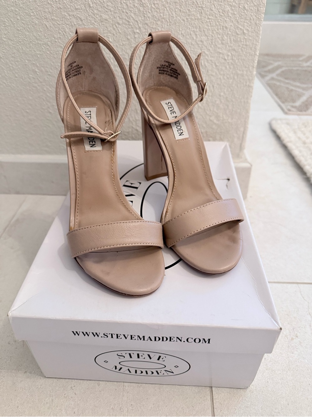 Steve Madden Carrson heeled sandal